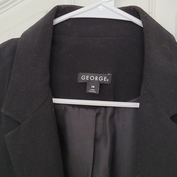 Womens Blazer - Picture 2 of 3